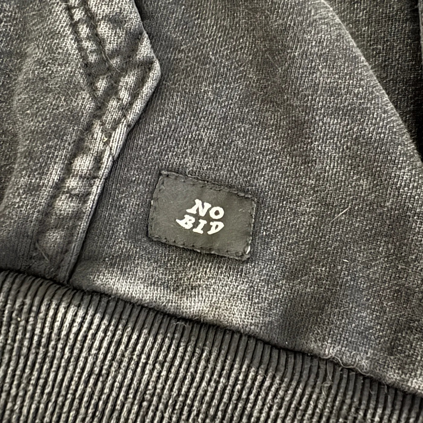 STANDARD | Ash